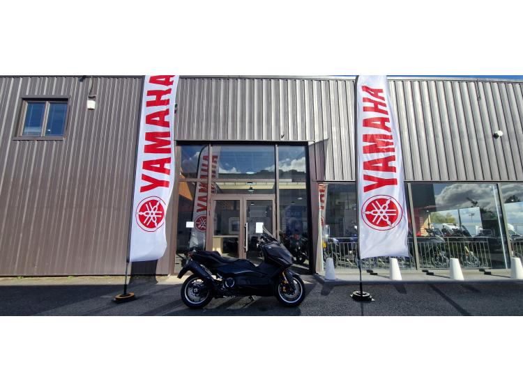 YAMAHA XP T-MAX 560 TECH MAX